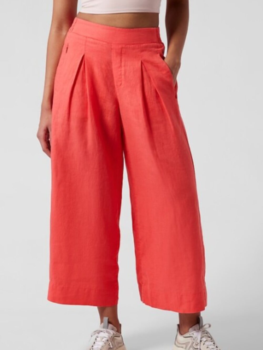 Athleta Playa Linen Wide Leg Crop Pants in Passionfruit Coral. Size 0